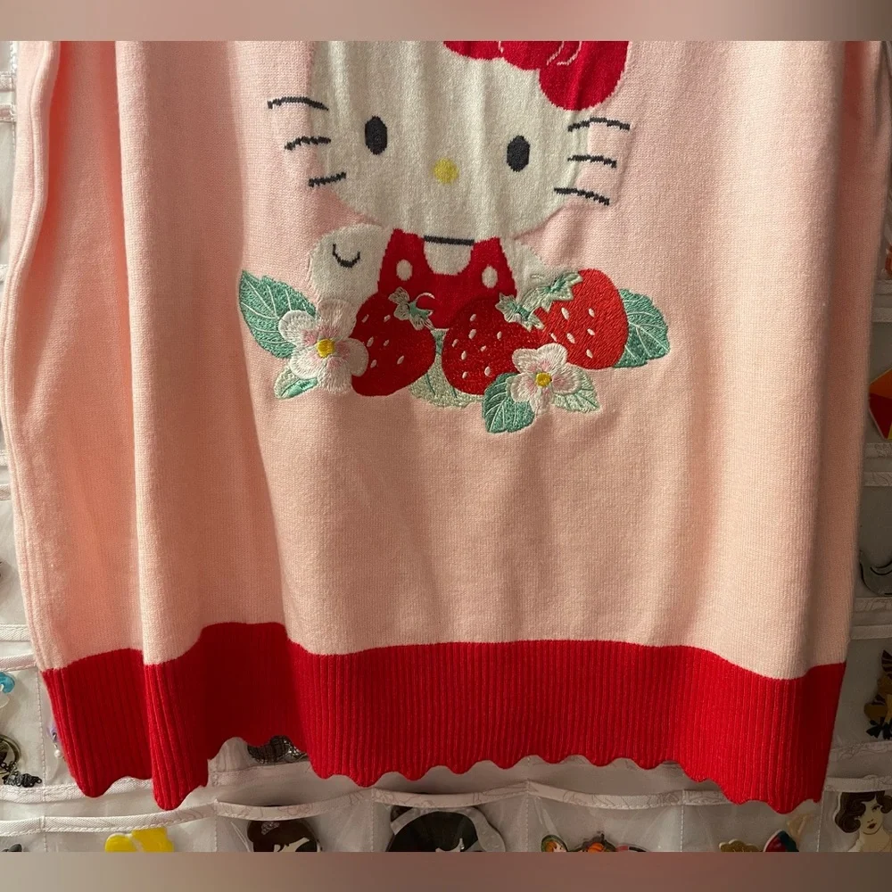 NWOT Sanrio Hello Kitty Strawberry Floral
Women's Vest - BoxLunch Exclusive - Picture 9 of 12